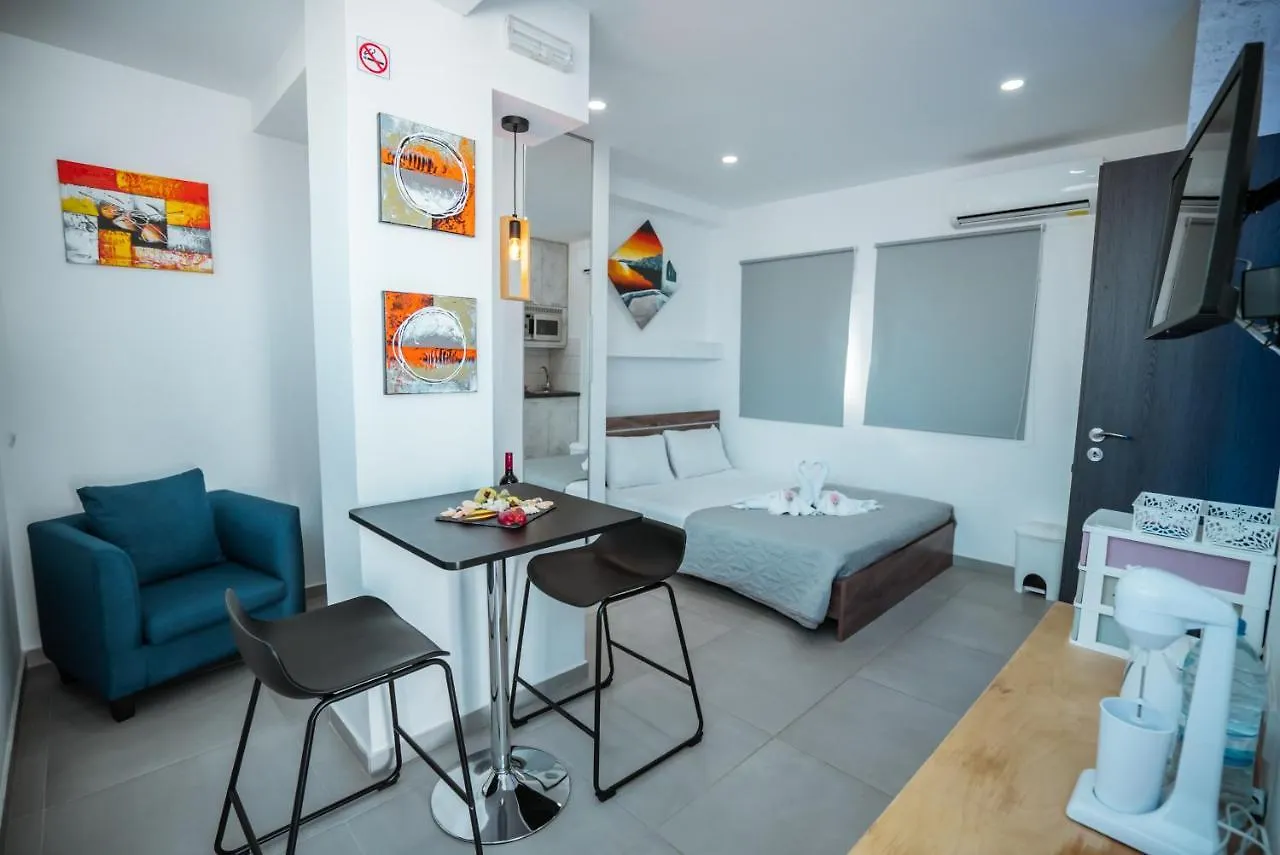 Tsolias Apartments Πρωταράς 0*,