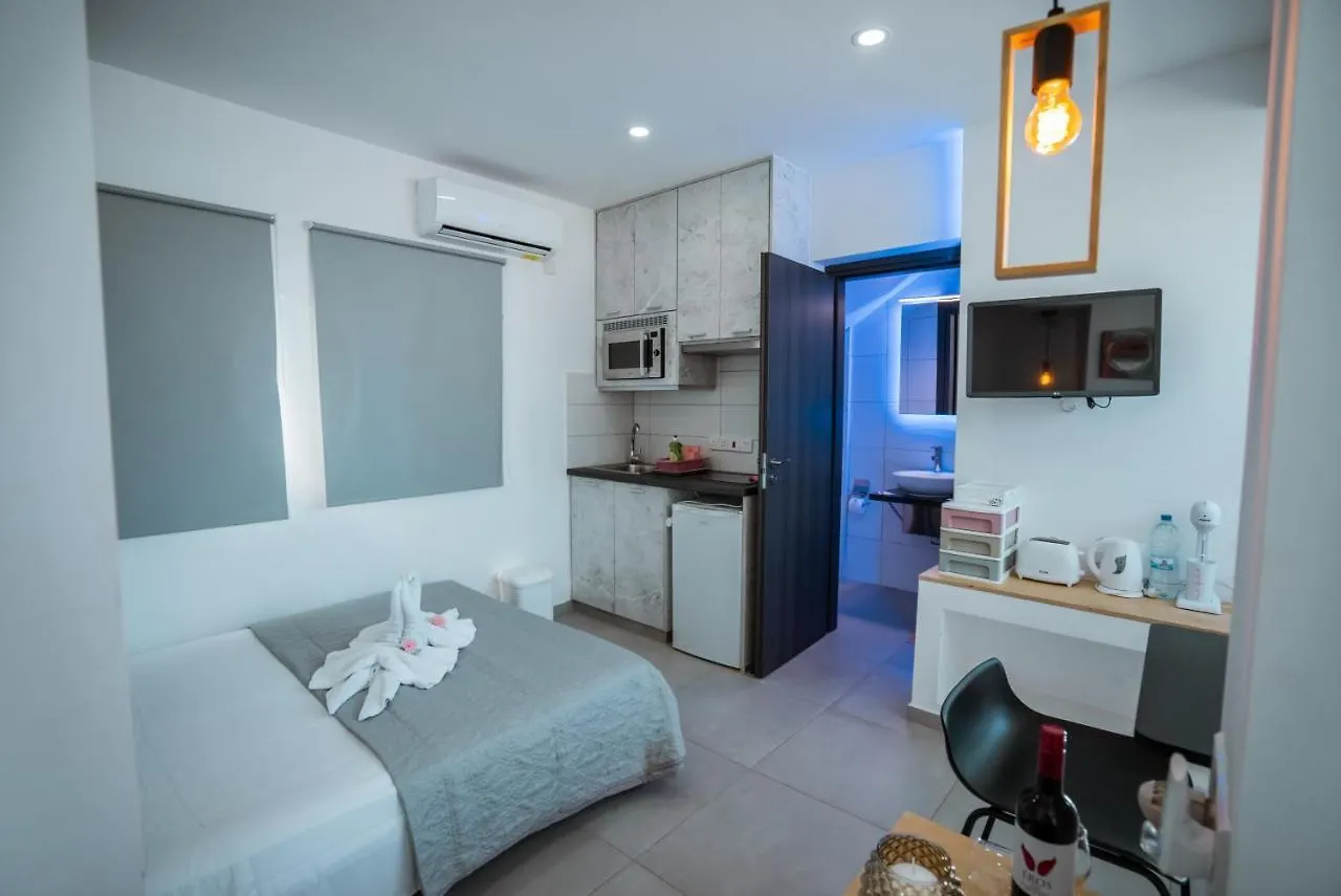 Tsolias Apartments Πρωταράς
